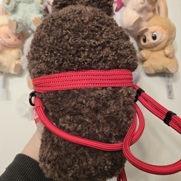 Popmart Plush labubu bag. - Picture 5 of 5